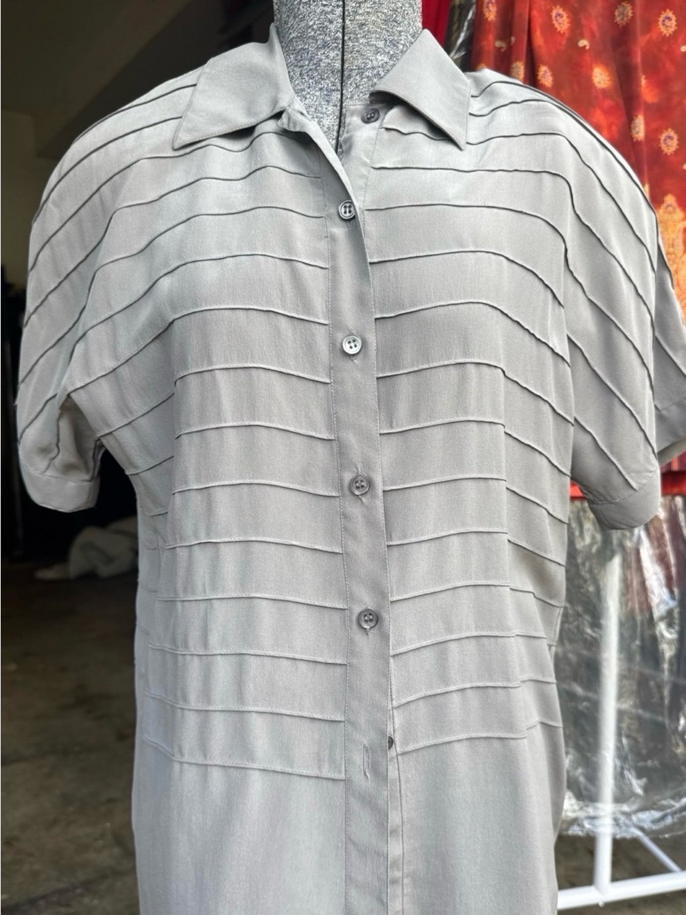 Jones New York Short-Sleeve Button Front Blouse in Light Gray
